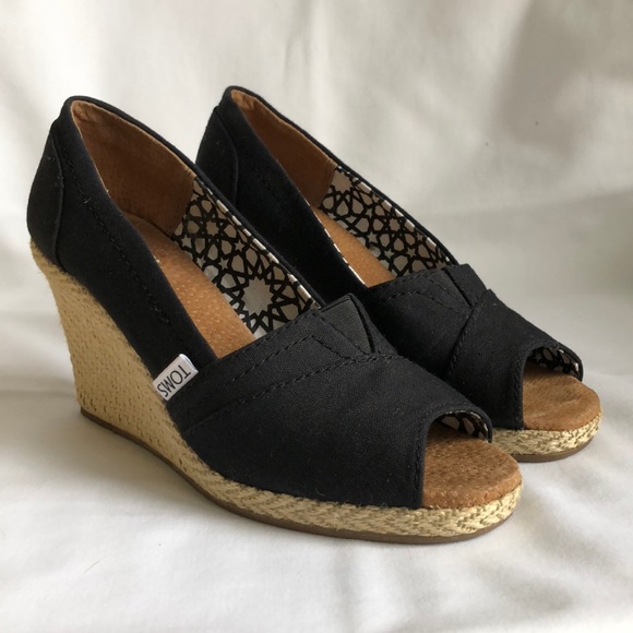 Toms Shoes - Toms peep toe espadrille wedges